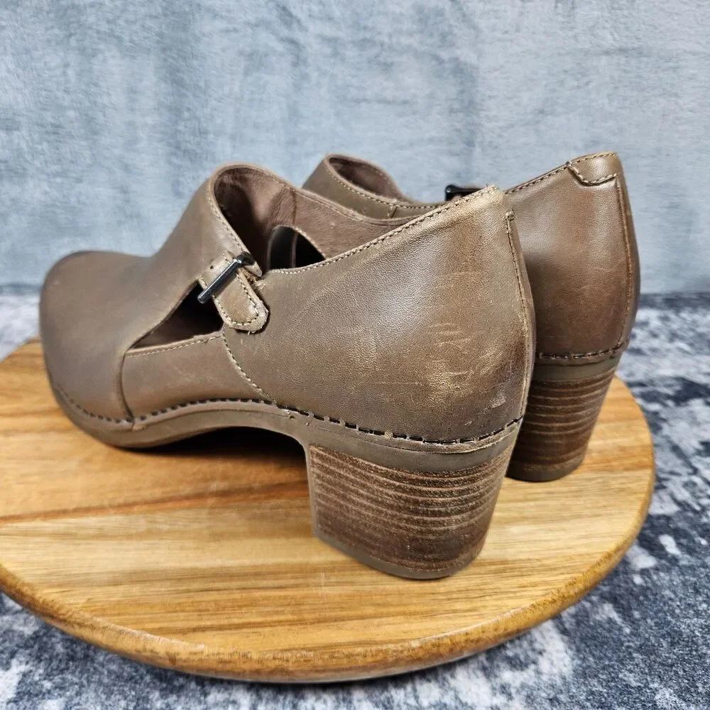 Dansko Hollie Womens 10.5 Taupe Burnished Leather Block Heels Shoes Booties 41